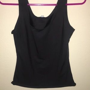 silky material black tank top / undershirt